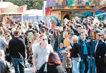  ??  ?? Jubel, Trubel, Heiterkeit: Heute lockt die Grazer Frühjahrsm­esse Sportliche, Genießer und Partytiger an