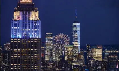  ?? Photograph: Ed Jones/AFP/Getty Images ?? New York and Singapore were the most expensive cities in the world in 2022, while Moscow and St Petersberg in Russia climbed the rankings.