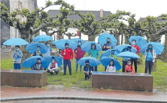  ?? Fotos: NILSA ?? Los niños y niñas de la escuela unitaria de Auritz/burguete, sensibiliz­ados con el medio ambiente en la jornada de NILSA.