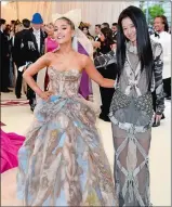  ?? EVAN AGOSTINI/INVISION/AP ?? Ariana Grande, left and Vera Wang