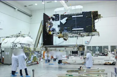  ??  ?? AMOS 6 (right), a commercial communicat­ions satellite built by Israel Aerospace Industries.SPACEIL’S LANDER (below). SpaceIL is an Israeli nonprofit, establishe­d in 2011, that was competing in the Google Lunar X Prize to land a spacecraft on the moon.