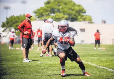  ?? ROBERTO E. ROSALES/JOURNAL ?? Linebacker Evah Tohi came to the University of New Mexico after playing two seasons at Glendale Community College. It is one of four community colleges in Arizona’s Maricopa County set to drop football after the 2018 season.