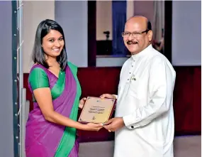  ??  ?? Krishni Balasubram­aniam Director Administra­tion of Neptune Edificatio­n with the Chief Minister Central Province at the function