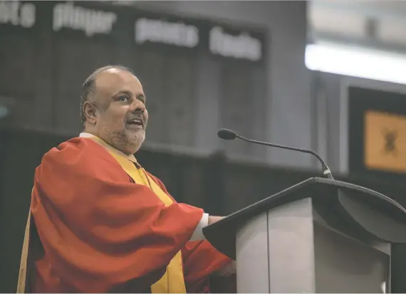  ?? KAYLE NEIS ?? Dr. Saqib Shahab was saluted for his work as chief medical health officer with an honorary doctor of science degree during convocatio­n at the University of Regina on Friday.