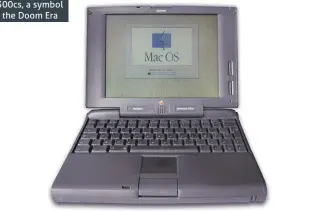  ??  ?? The PowerBook 5300cs, a symbol of the Doom Era