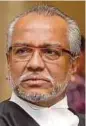  ??  ?? Tan Sri Muhammad Shafee Abdullah