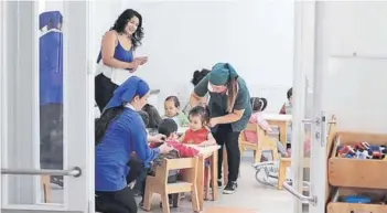  ?? FOTO: AGENCIAUNO. ?? La legislació­n fija en dos años el derecho a sala cuna, en empresas con un mínimo de 20 mujeres.