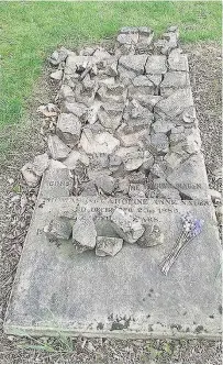  ??  ?? >
The grave of Constance Naden, pictured above, in Key Hill Cemetery, in the Jewellery Quarter