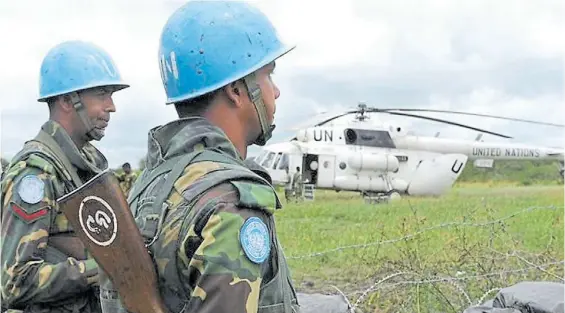  ?? AP ?? Bajo fuego. La misión de Naciones Unidas desplegada en el Congo intenta controlar a las milicias rebeldes desde que llegaron a la zona, en 2010.