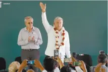  ??  ?? El presidente Andrés Manuel López Obrador estuvo de gira en Huautla de Jiménez, Oaxaca.