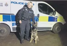  ??  ?? Pc Vicky Lott and Pd Zeeke of Northumbri­a Police.