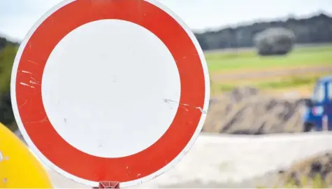  ?? Symbolfoto: Wolfgang Widemann ?? Während der Sperrungen müssen sich die Verkehrste­ilnehmer auf Umwege einstellen.