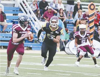  ??  ?? Équipe NB a remporté sa première victoire de l’histoire de la Coupe Canada de football en 2016 dans un match contre le Manitoba. - Archives