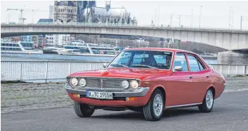  ?? FOTO: HARALD DAWO/DPA ?? Die Doppelsche­inwerfer verleihen der japanische­n Limousine einen sportliche­n Auftritt.