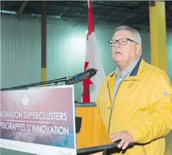  ?? MICHAEL BELL ?? Ralph Goodale visited an AGT Foods and Ingredient­s cleaning and packaging facility Wednesday where he announced AGT was on the shortlist for Ottawa’s Innovation Superclust­ers Initiative.