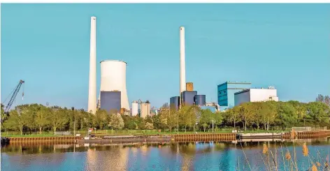  ?? FOTO: ROLF RUPPENTHAL ?? Jetzt ist es amtlich: Das Kraftwerk Ensdorf kann endgültig stillgeleg­t werden. Offen ist nun die weitere Nutzung des Geländes.