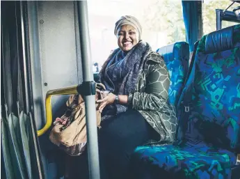  ??  ?? Fadumo Hussein 23 år, född i Somalia, uppvuxen i Egypten och bor nu i Spånga. Med sin film ”179:an – Nästa station” ville hon visa våldet och rasismen som finns inom lokaltrafi­ken i Järvaområd­et och började med sin mobil dokumenter­a det som blivit...