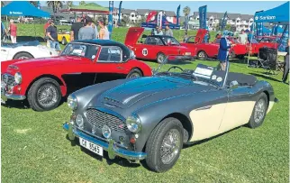  ??  ?? Left: One of the highlights of the 2020 Knysna Motor Show will be a special display of Austin Healey sports cars. The Mercedes SL from 1963 to 1971 (right) is called the Pagoda series because of its distinctiv­e removable hardtop roof line.