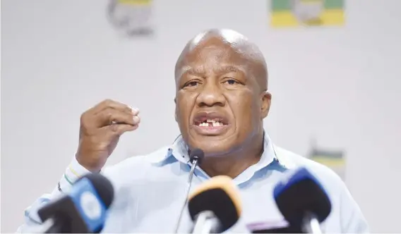  ?? Picture: Tracy Lee Stark ?? NO COMMENT. Jackson Mthembu briefs the media on an ANC discussion document at Luthuli House in Johannesbu­rg yesterday, but declines to make remarks on the Cabinet reshuffle.