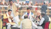  ??  ?? If BJP wins UP elections, Sunil Bansal (in brown jacket) would appear as the party’s next organisati­onal star. PTI FILE