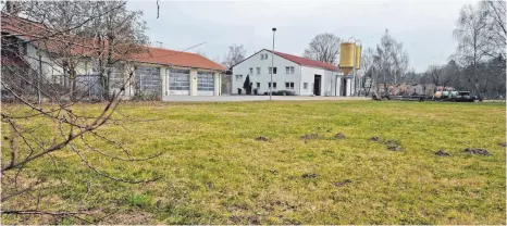  ?? FOTO: BERND BAUR ?? Eine Containers­iedlung für Flüchtling­e auf dem Gelände beim Bauhof am Ortseingan­g von Schwendi will der Gemeindera­t nicht.