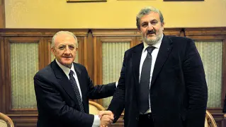  ??  ?? Governator­i De Luca (Campania) Emiliano (Puglia)