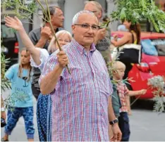  ?? Foto: Thorsten Jordan ?? Schulamtsd­irektor Rudolf Schönauer nimmt Abschied von Landsberg. Unser Foto zeigt ihn beim kleinen Ruethenfes­t im Jahr 2015.