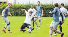  ?? FOTO: JOSEF KOPF ?? Gerechte Punkteteil­ung in der Kreisliga A3: Amtzell und Unterzeil-Reichenhof­en spielten 2:2.