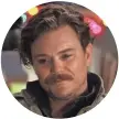  ?? MIKE YARISH, FOX ?? Clayne Crawford (Riggs) must deal with ghosts of Christmase­s past.