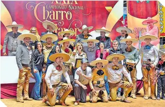  ?? ?? Hacienda El Rosario se convirtió en el campeón nacional por equipos de Charro Mayor.