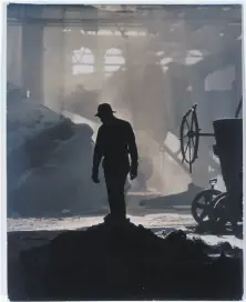  ?? Luke Swank / courtesy Carnegie Museum of Art 1934 ?? U.S. steel manufactur­ing has made technologi­cal strides since this photo was taken at a foundry in 1934. Those advances are primarily responsibl­e for job losses in the industry.