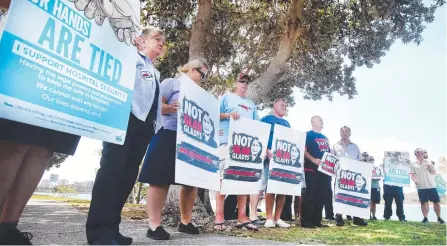  ?? Picture: SCOTT POWICK ?? Tweed Heads Hospital staff protested about the lack of security in their workplace yesterday.