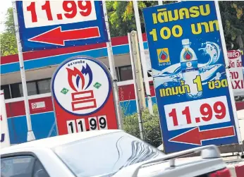  ??  ?? TRYING IT OUT: Alternativ­e fuels are growing in popularity in Thailand.