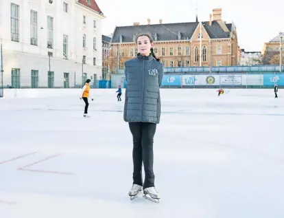  ?? Kauffmann //// Caio ?? Sara Subasic verliert sukzessive die Angst vor neuen Eiskunstla­uffiguren.