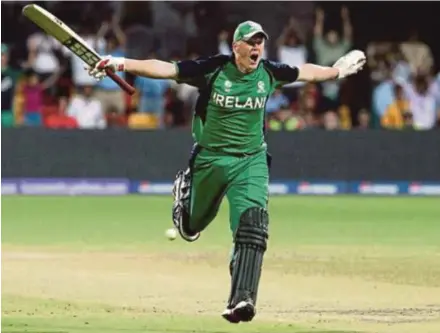  ?? DAILY MAIL PIC ?? Ireland’s Kevin O'Brien was the star against England in the World Cup in Bangalore in 2011.