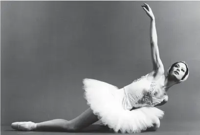  ?? ANDREW OXENHAM THE NATIONAL BALLET OF CANADA ?? A young Karen Kain in “Swan Lake.” At the beginning of her career, Kain says she “didn’t have the ego or drive to put myself forward.”