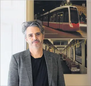  ?? [ Katharina Roßboth ] ?? Peter Döllmann designte den Wiener Auftritt der neuen Flexity-Straßenbah­n.