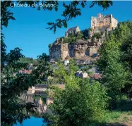  ??  ?? Château de Beynac