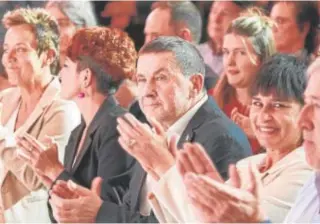  ?? ?? El coordinado­r de Bildu, Arnaldo Otegi, en un acto de campaña en Pamplona // EP