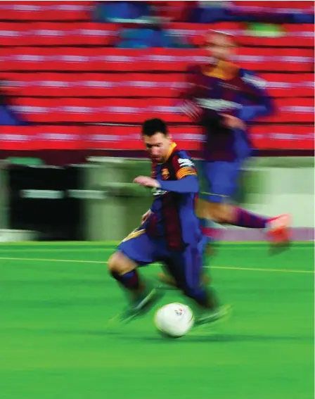  ?? AP ?? Messi conduce el balón en un momento del partido del pasado domingo frente al Athletic