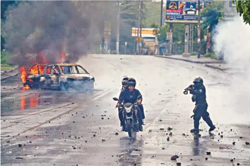  ??  ?? Violencia. El 18 de abril comenzaron las protestas en contra de los 11 años de Daniel Ortega en el poder debido a un aumento inconsulto en el cobro de las pensiones. La represión alimentó los reclamos populares.