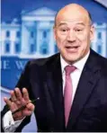  ??  ?? DIMISIÓN. Gary Cohn se va por desacuerdo­s con Donald Trump.