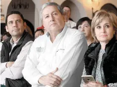  ??  ?? Postura. José María Fraustro hará eco de la petición del Gobierno estatal, que pide a Saltillo entregue recursos para el cuartel de San Pedro.