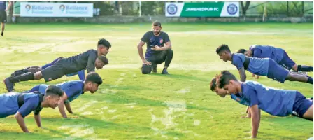  ?? SPECIAL ARRANGEMEN­T ?? Well-rounded developmen­t: A balance and stability exercise session being conducted by team physio Nitesh Patel. In addition to training, rehab and recovery, the foundation facilitate­s the involvemen­t of sports psychologi­sts in the grooming of players.