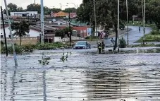 ?? /Gallo Images/Fani Mahuntsi ?? Costly catastroph­e: SA is not immune to devastatin­g floods. The cost of the KwaZuluNat­al floods in 2022 in terms of damage to infrastruc­ture has been estimated at more than R25bn.