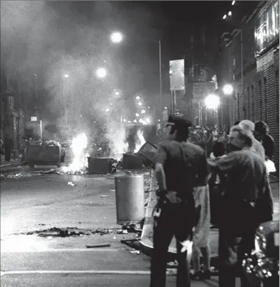  ?? EE ?? Protestas en las calles de Nueva York en 1975.