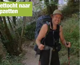  ?? FOTO JOHNNY GEURTS ?? Jan Vandegoor wil zijn voettocht naar Santiago De Compostell­a zo snel mogelijk verderzett­en.