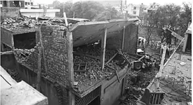  ??  ?? An explosion ripped through a firecracke­r factory in Punjab’s Batala town, killing 23 people and injuring another 27. (Photo: HT)