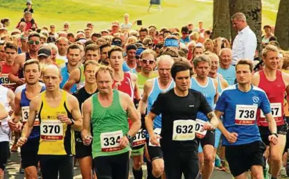  ??  ?? Auf den Hauptstrec­ken über neun und  Kilometer wird den Sportlern beim traditione­llen Scharfenst­einlauf einiges abverlangt - pro Runde müssen  Höhenmeter gemeistert werden. Foto: Verein