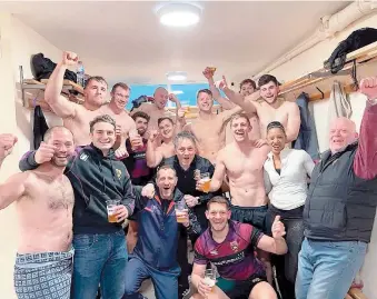  ?? ?? Maidenhead players and coaching staff celebrate their third win of the season, a lastgasp 24-20 win over Sutton & Epsom at Braywick Park.